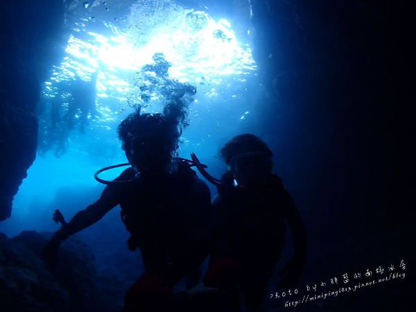│2017沖繩自由行-Day3│世界唯二的潛水美景-藍洞潛水(青之洞窟) │萬座毛 │ 美國村咖哩飯HORIZON CURRY