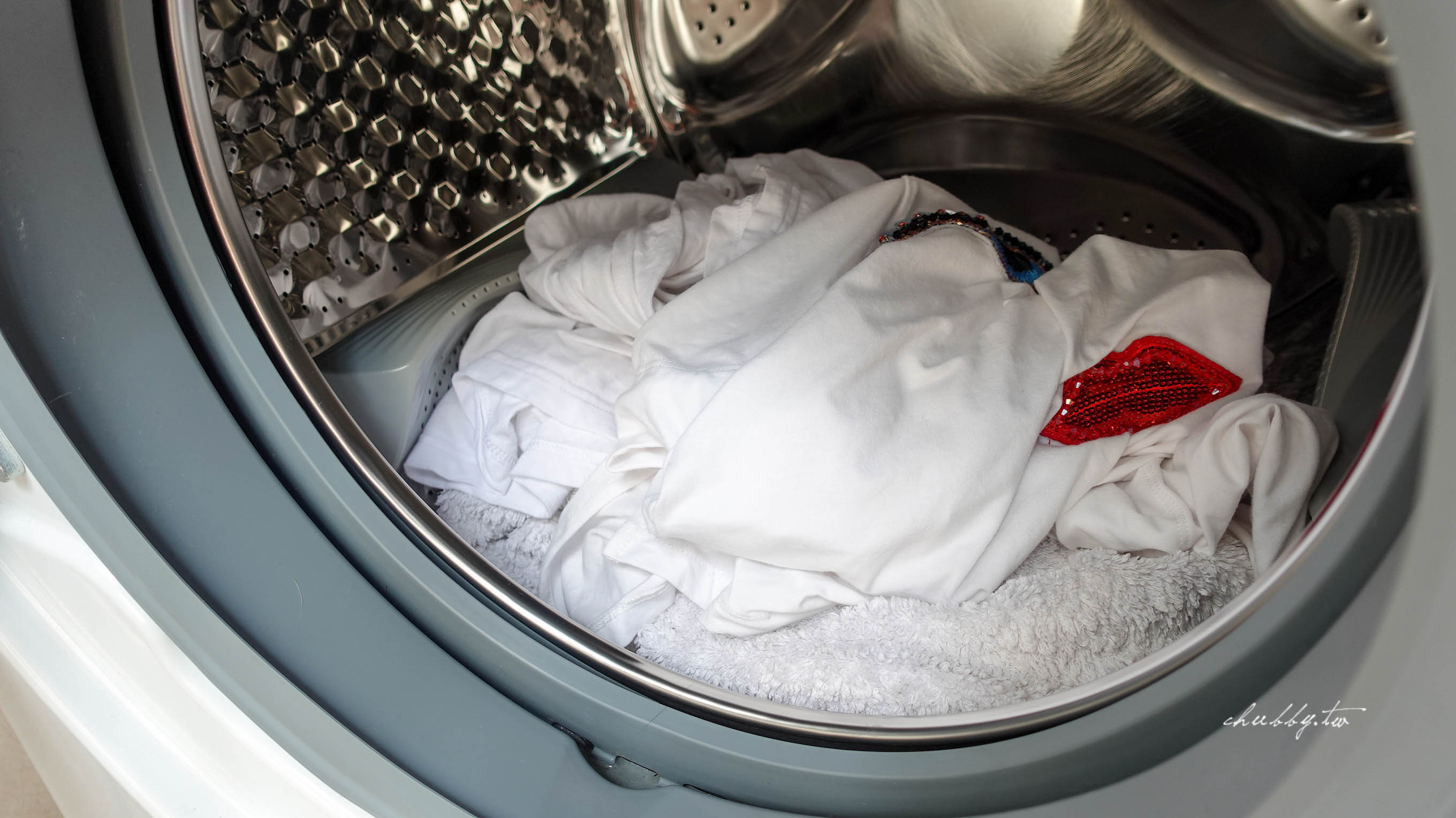 開箱新洗衣機：FRIGIDAIRE 12KG洗脫烘變頻式滾筒洗衣機以及使用三個月心得