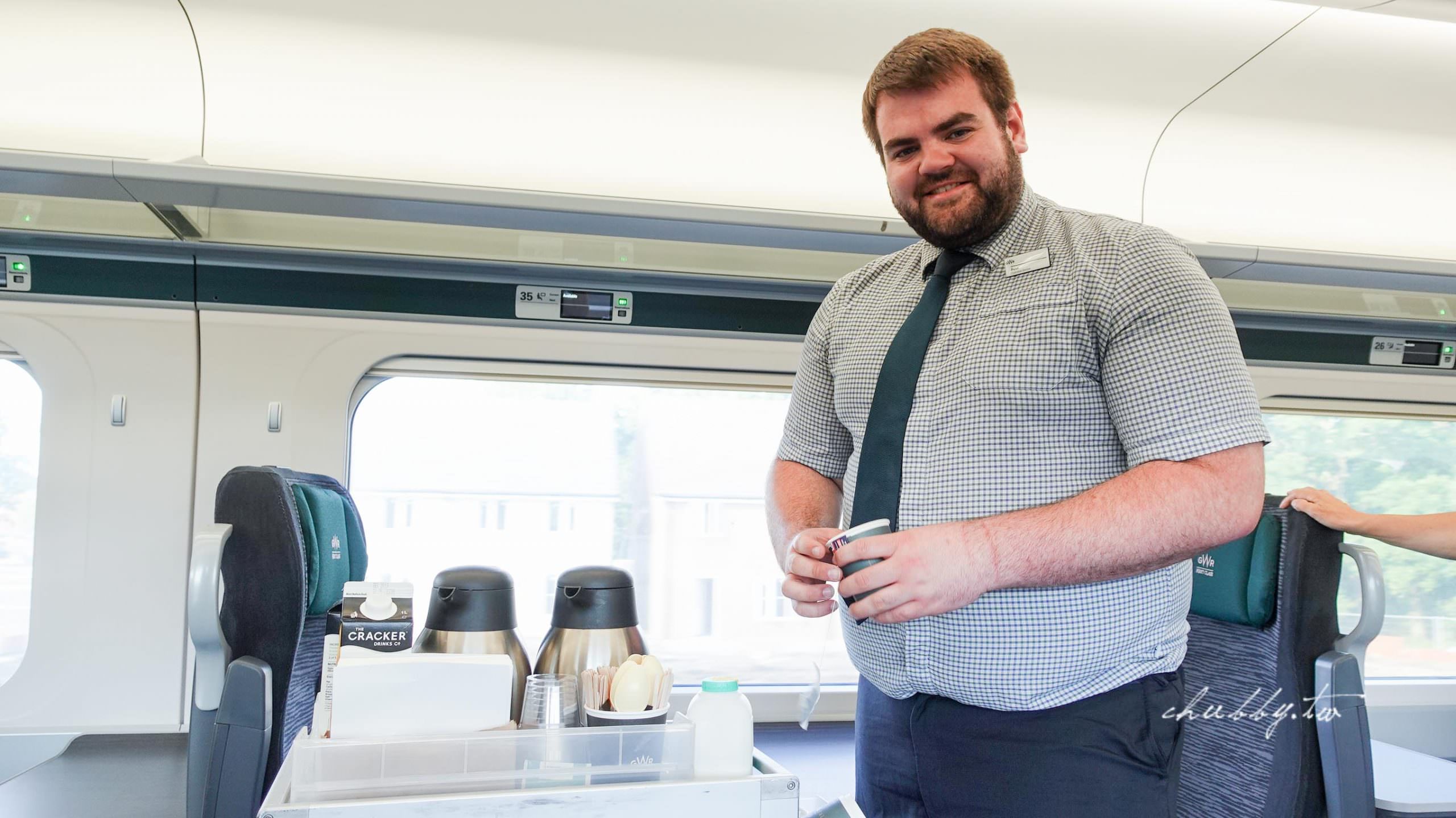 英國火車GWR頭等艙、GWR貴賓室搭乘經驗分享：低調奢華高質感頭等艙，科技廁所好害羞