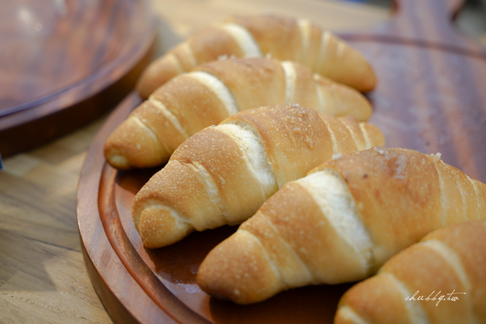麵包日Bread Day｜每日限量秒殺的奶油紅豆乳酪麵包，大安區新開幕的隱藏版麵包店！