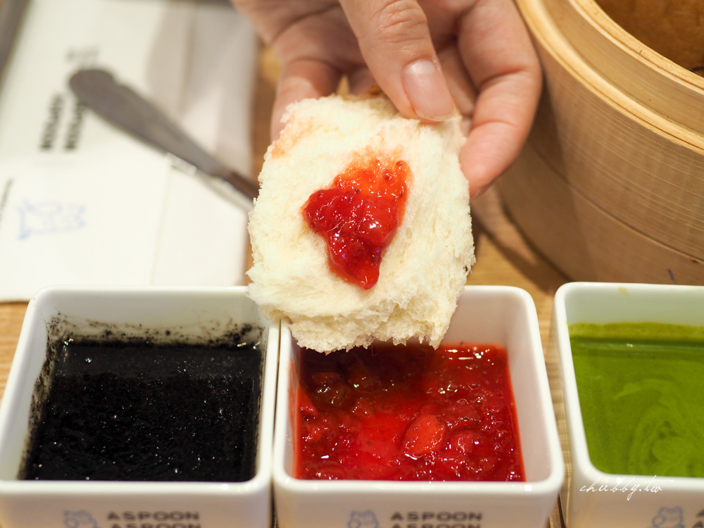 宏匯廣場美食：阿本紅蔘咖啡館，汗蒸幕生土司又可愛又好吃！