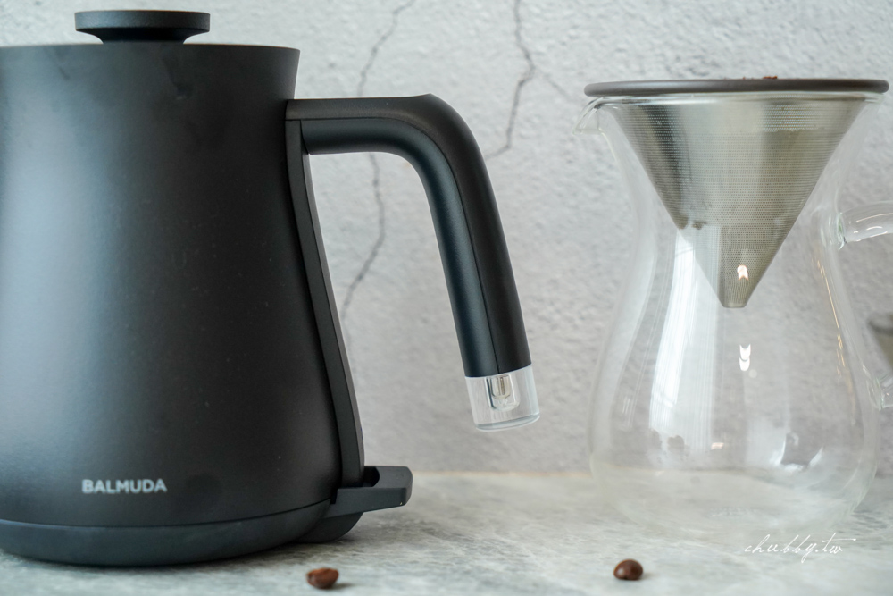 BALMUDA The Pot 絕美手沖壺：手沖咖啡初心者的最佳入門選擇！絕對完美注水感，注水水柱穩定，俐落斷水也乾淨！