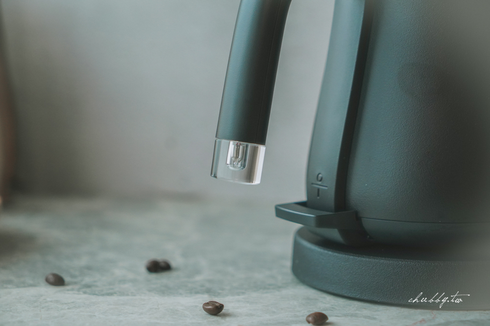 BALMUDA The Pot 絕美手沖壺：手沖咖啡初心者的最佳入門選擇！絕對完美注水感，注水水柱穩定，俐落斷水也乾淨！