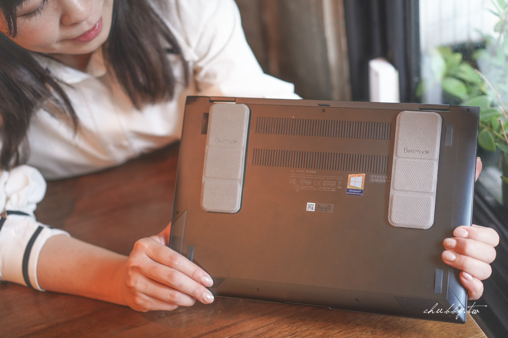 Bestmade人學院 NEO2皮革筆電架使用心得：兩段角度、輕盈美型皮革設計、讓你長時間優雅用筆電