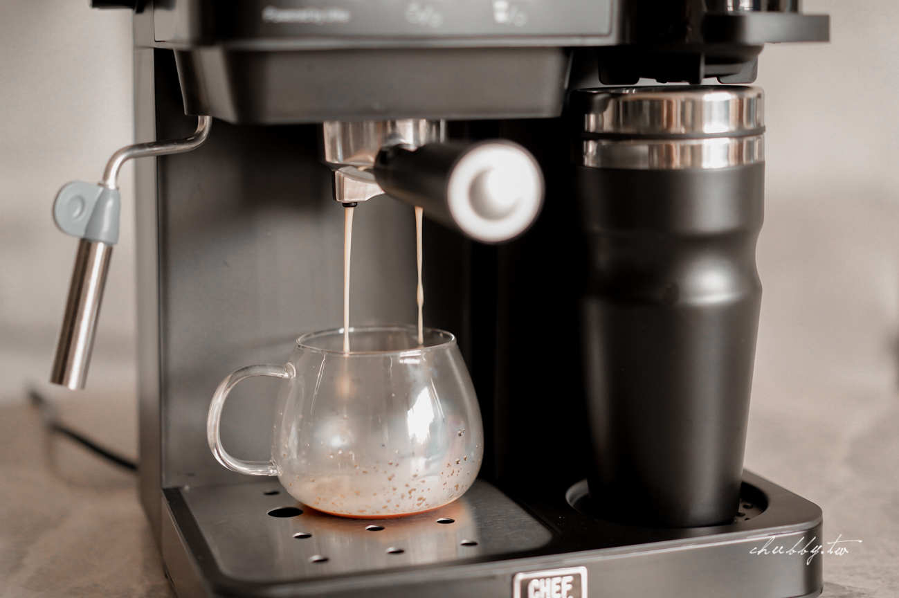 【CHEFBORN韓國天廚】Esto三合一半自動義式咖啡機開箱！打奶泡、學拉花，咖啡初學者的好選擇，還可使用NESSPRESSO膠囊咖啡!!