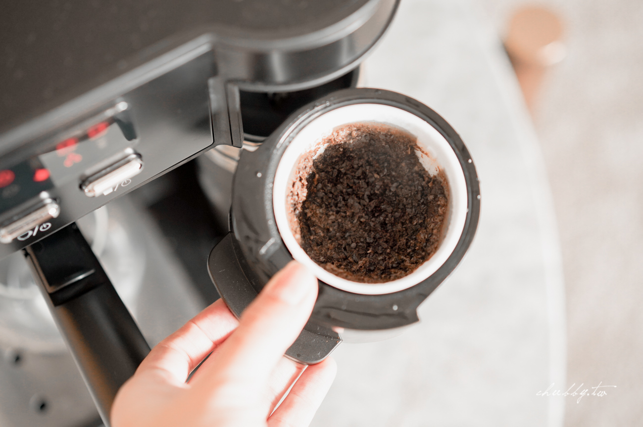 【CHEFBORN韓國天廚】Esto三合一半自動義式咖啡機開箱！打奶泡、學拉花，咖啡初學者的好選擇，還可使用NESSPRESSO膠囊咖啡!!