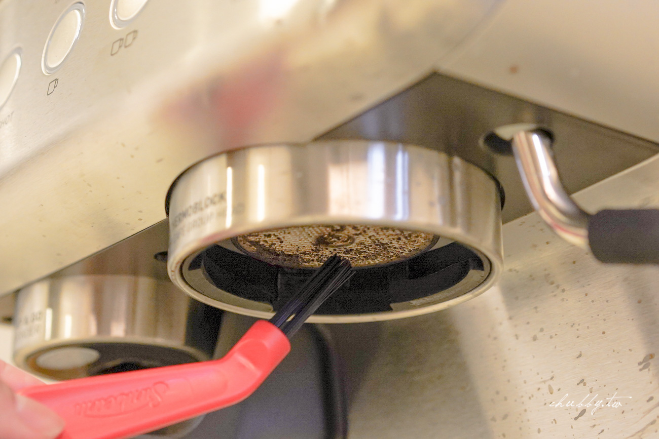 半自動咖啡機推薦：澳洲SUNBEAM半自動咖啡機開箱，真的有比Breville好用嗎？