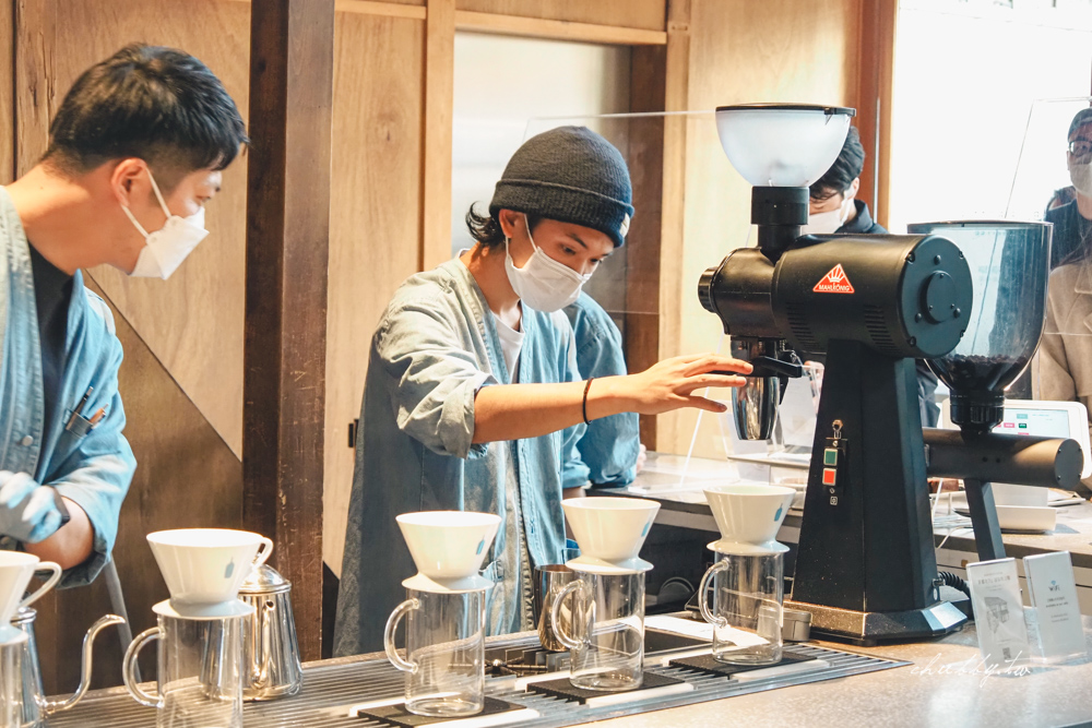 日本最大的藍瓶咖啡：BLUE BOTTLE京都一號店，京都南禪寺百年町家建築，必點限定抹茶起士蛋糕！菜單價格