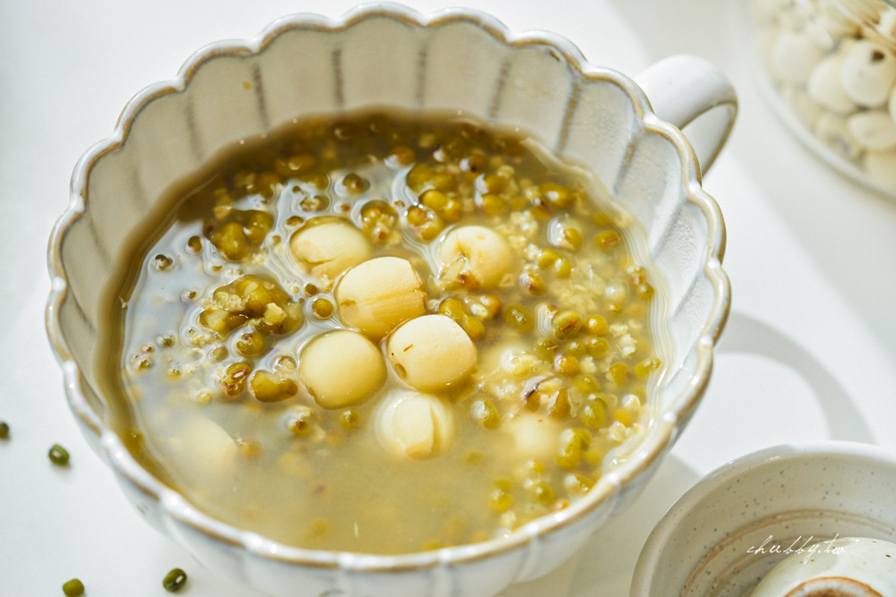 綠豆蓮子小米粥食譜：消暑去火、冰箱必備！養生壺料理