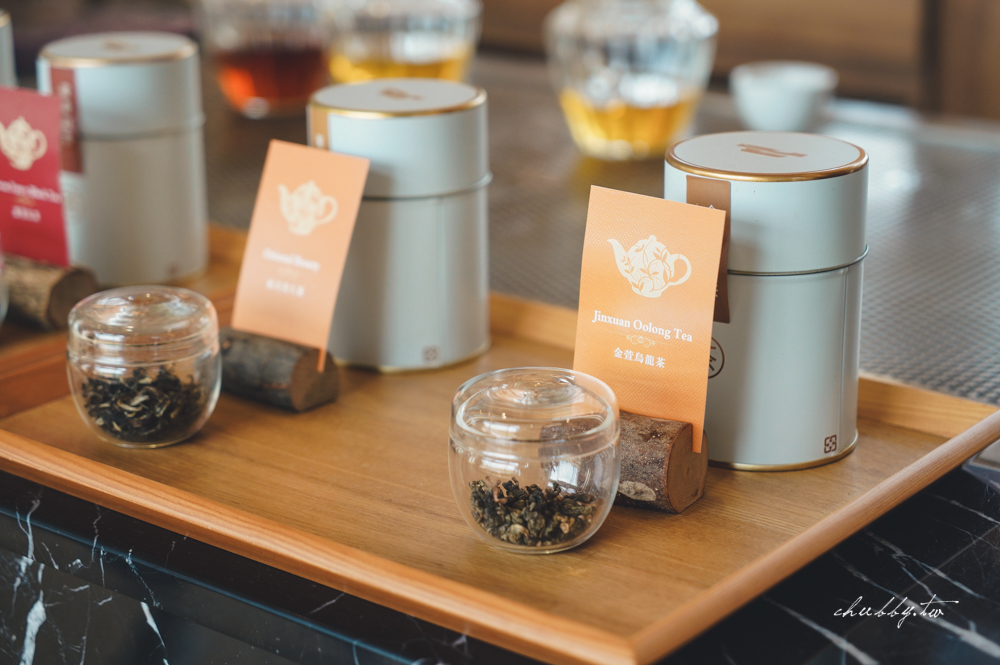 全家與福爾摩沙茶館聯名了！全家私品茶開『香』，全台首座《雨林聯盟認證》茶葉在全家就喝得到