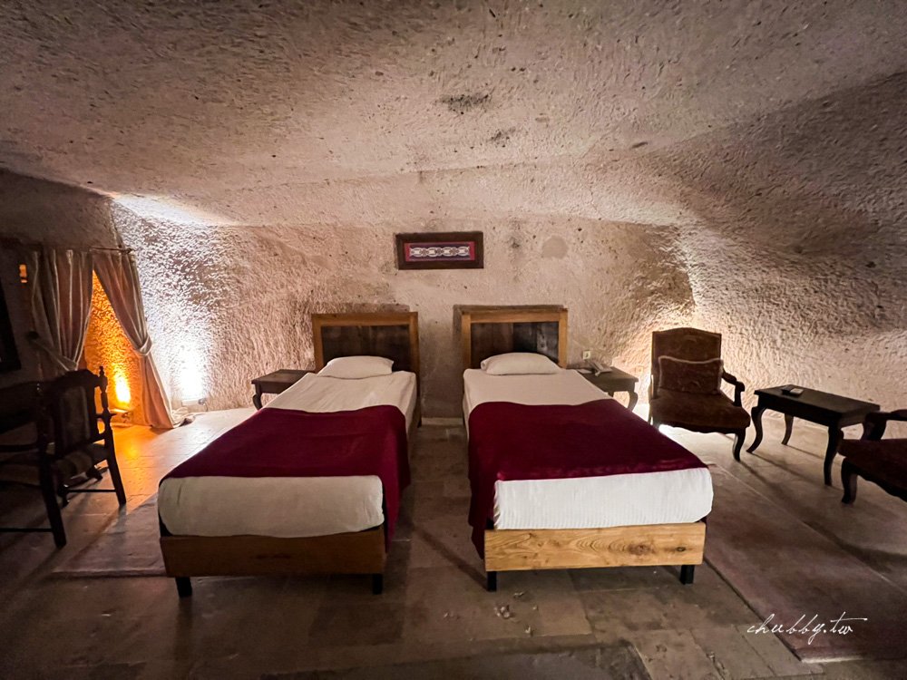 Kalsedon Cave Suites 房間雙人床