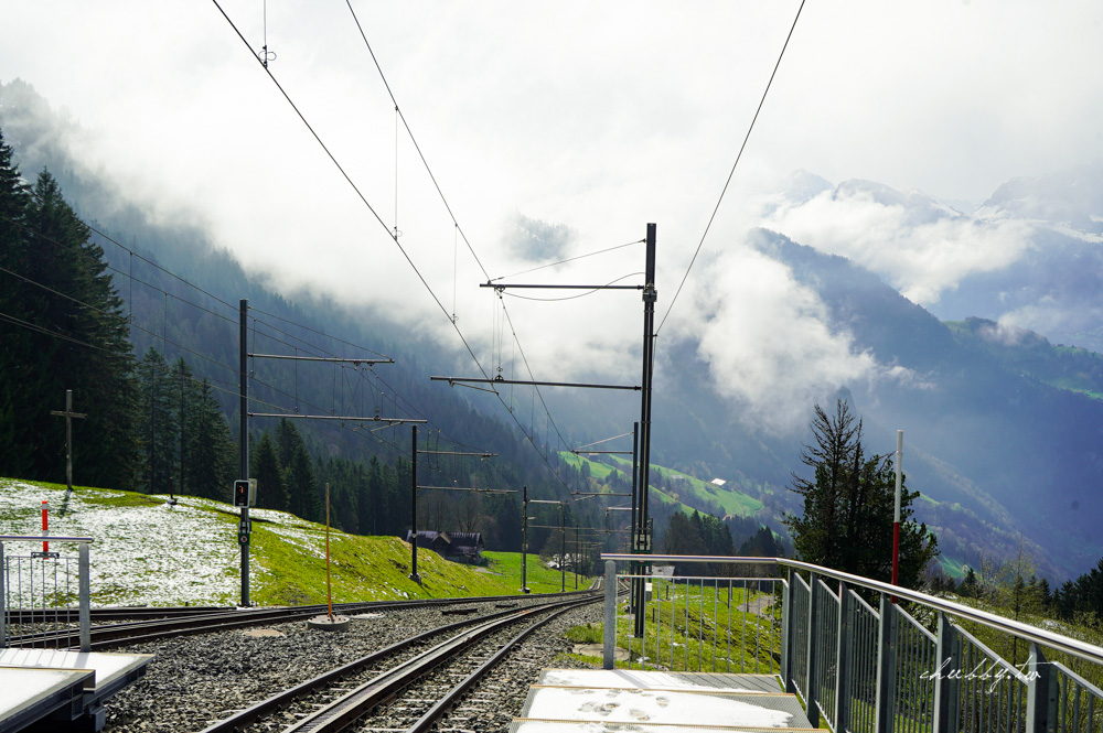 最貪心的瑞士瑞吉山Rigi Kulm之旅：搭歐洲最早的齒輪軌道火車！體驗山中皇后之美