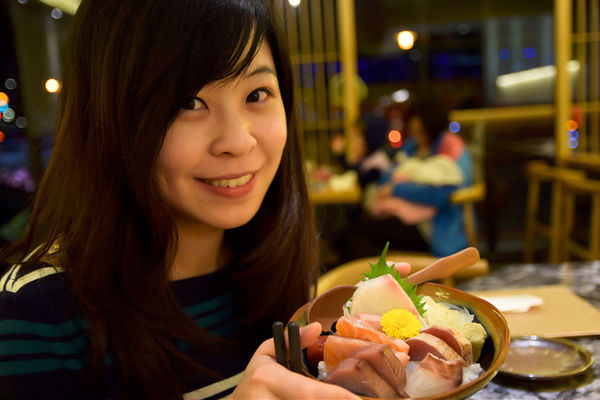 【美食 │板橋】遇見繁華都市中的舒暢鮮食-五口八吉(吾舍) 日本料理，壽司，生魚片，丼飯